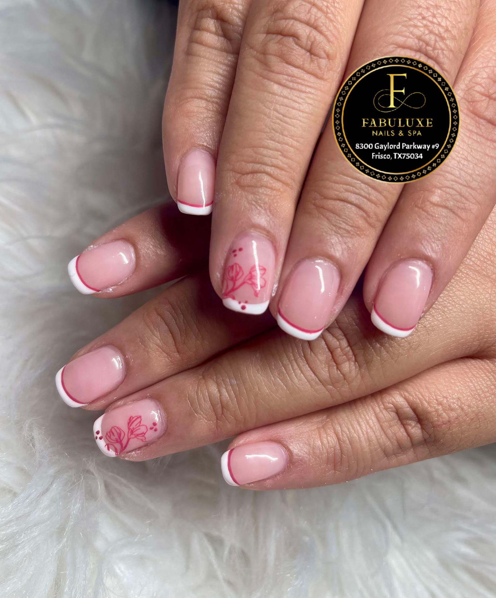Fabuluxe Nails & Spa nail photo 1